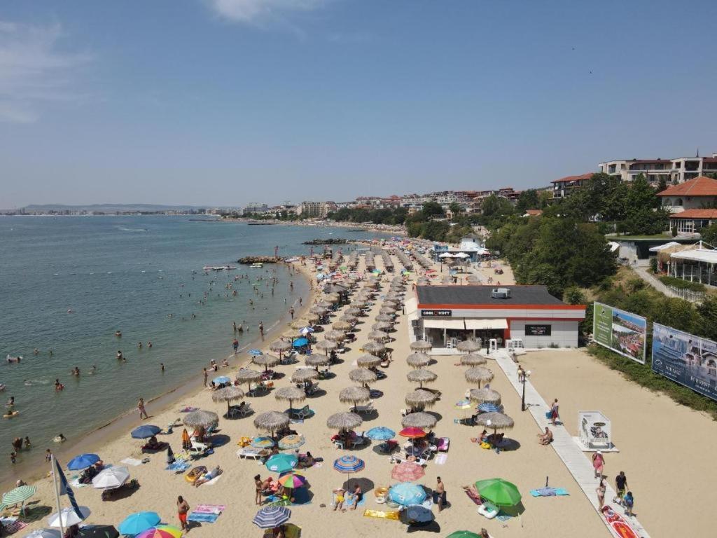 Horizon 10 'В' Apartment Sveti Vlas Buitenkant foto