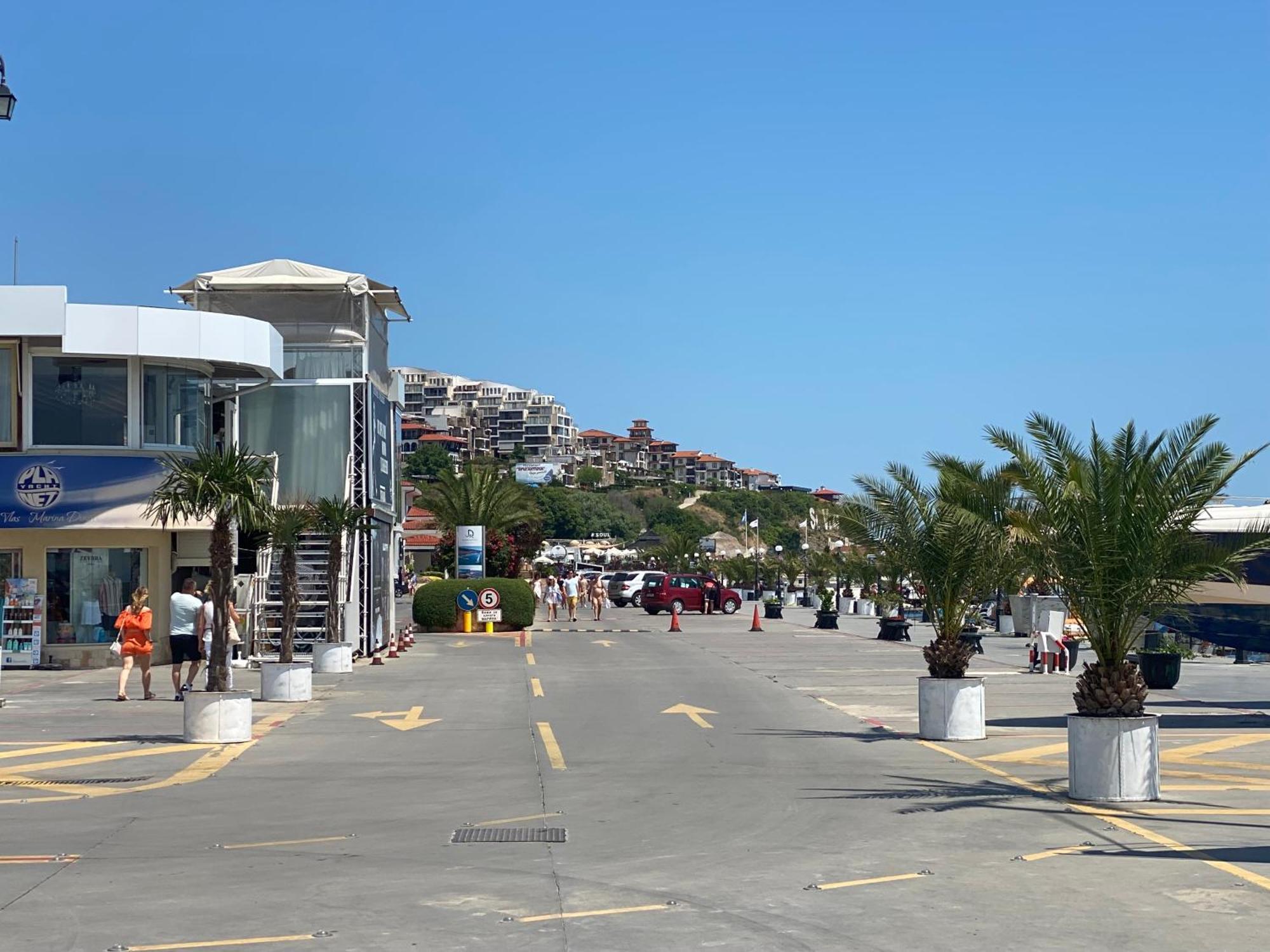 Horizon 10 'В' Apartment Sveti Vlas Buitenkant foto